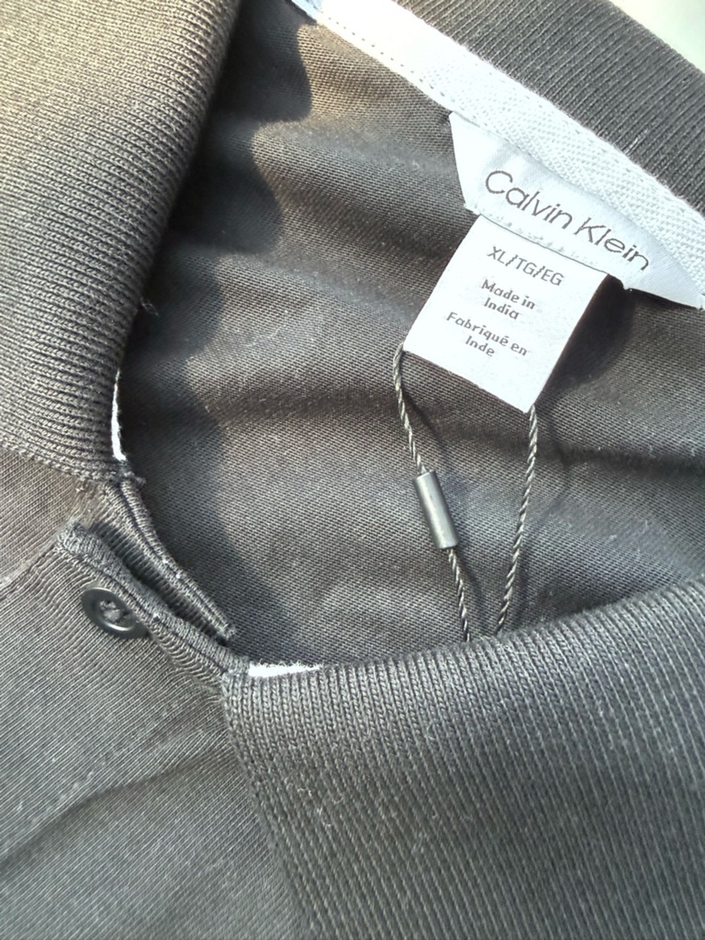 Calvin Klein Men’s Collared Shirt - BLK - Brand New - Size XL - Picture 3 of 9